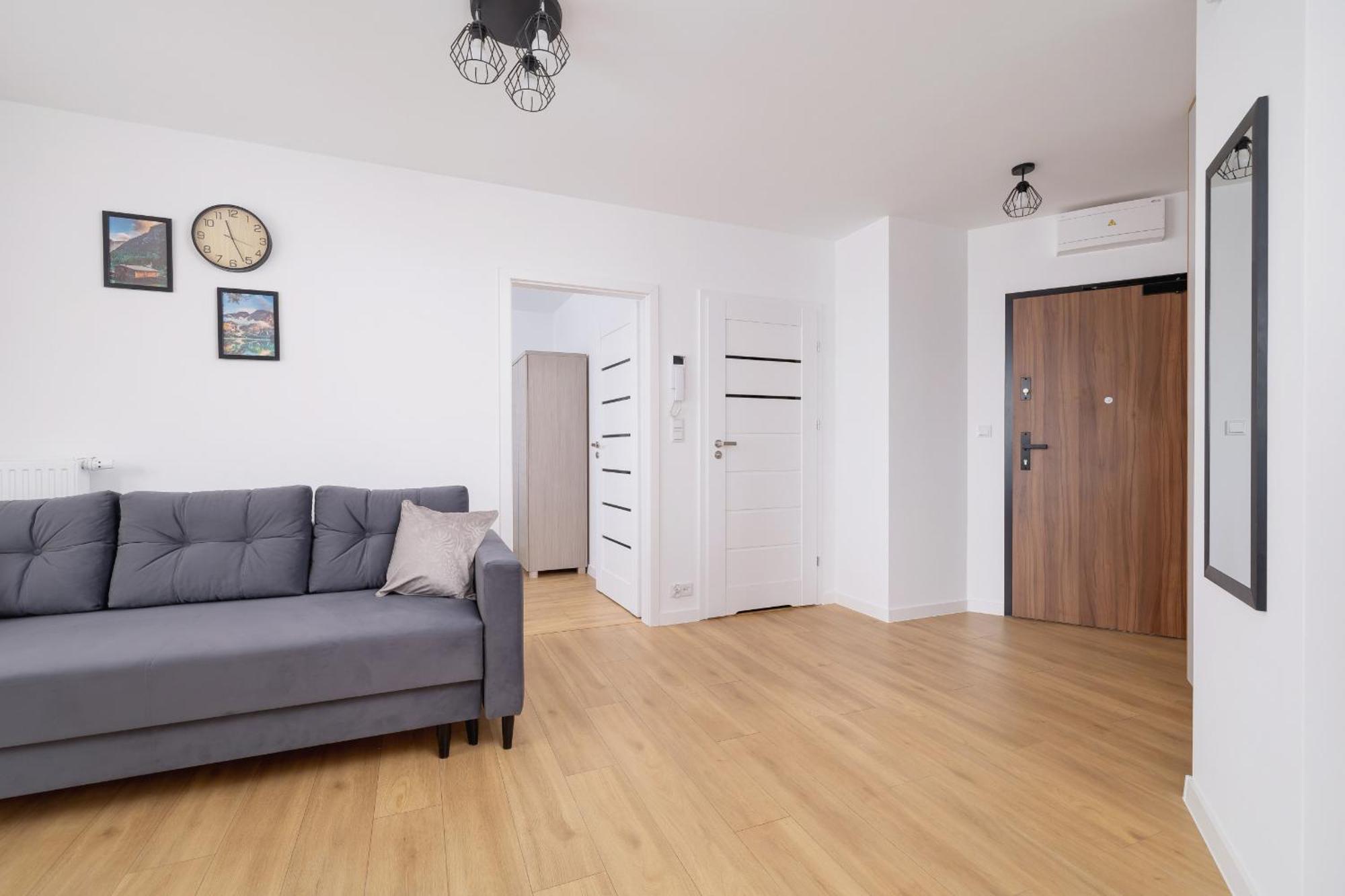 Modern Apartment With Parking Near Tauron Arena By Rent Like Home Krakow Ngoại thất bức ảnh