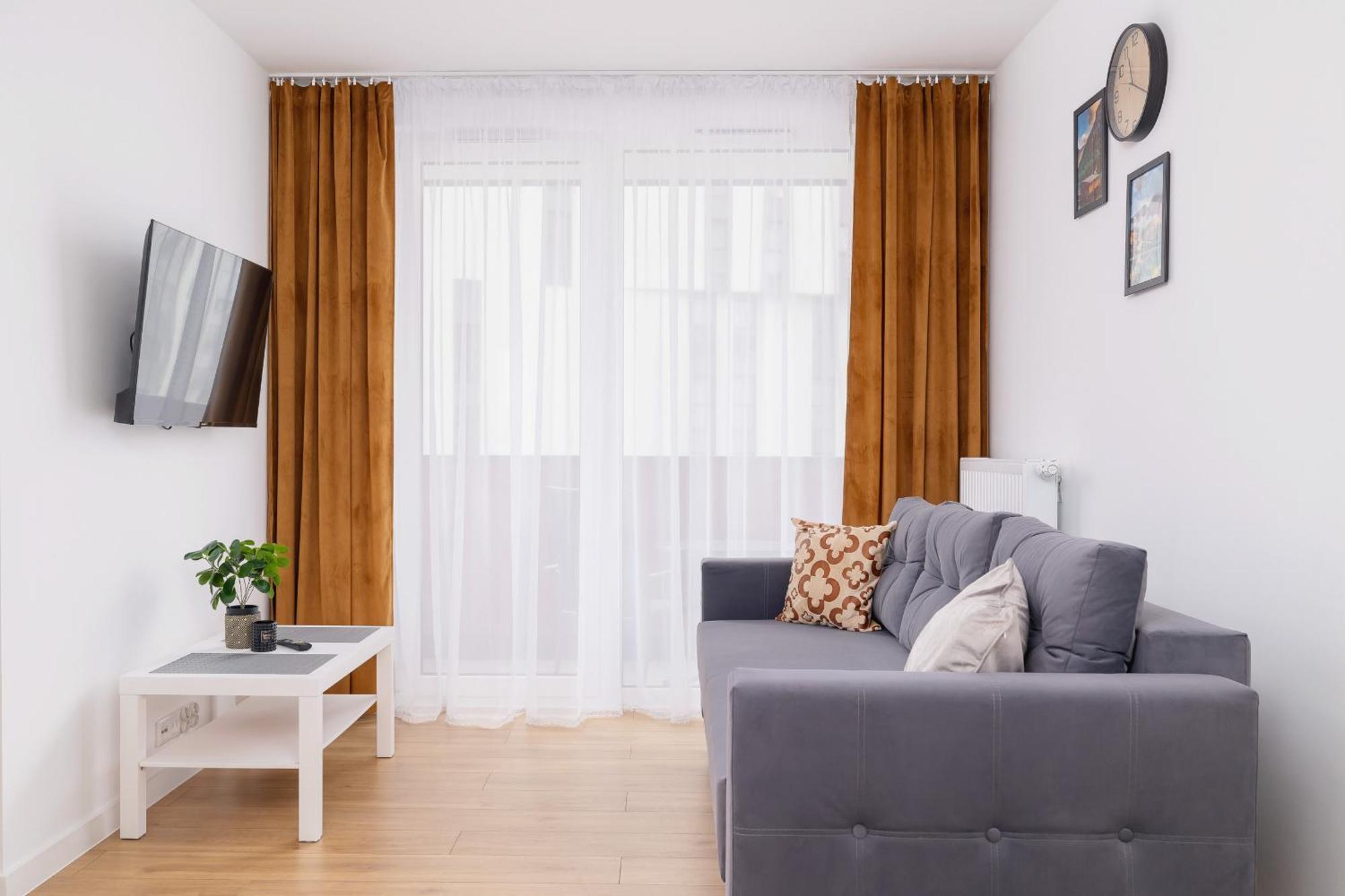 Modern Apartment With Parking Near Tauron Arena By Rent Like Home Krakow Ngoại thất bức ảnh